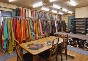 中嶋皮革工業所